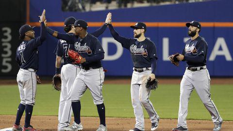 Soroka wins MLB debut, pitches baby Braves past Mets 3-2